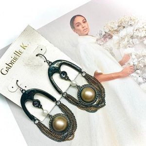 **NWT Marble, Pearl and Chain Draped Earrings**